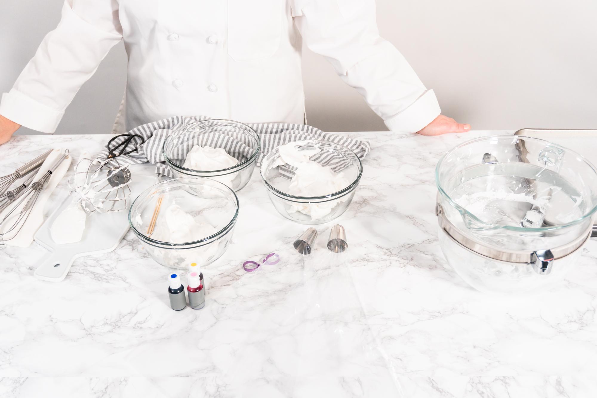 Interno di cucina minimal con utensili